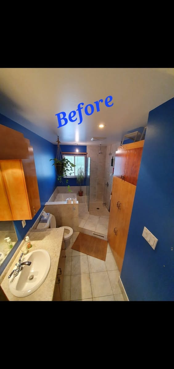 Salle de bain avant modification de plomberie à Laval